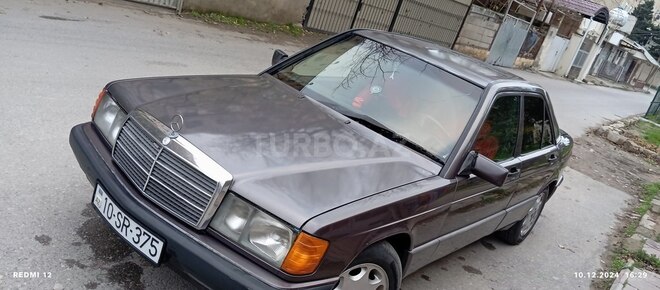 Mercedes 190-3