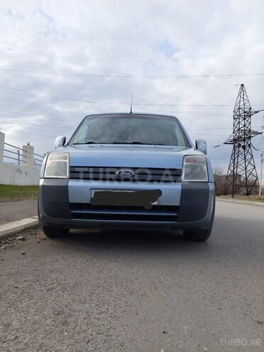 Ford Tourneo Connect-1