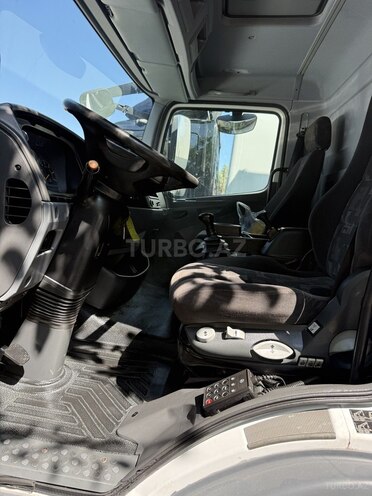 Mercedes Atego 818-15