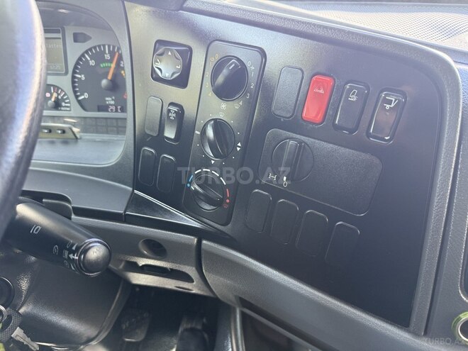 Mercedes Atego 818-13