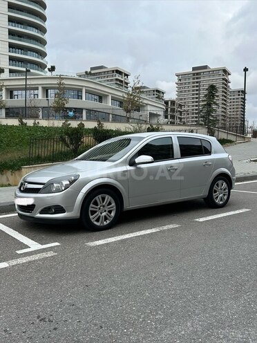 Opel Astra-2