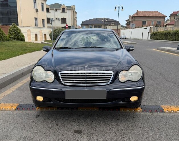 Mercedes C 200-1