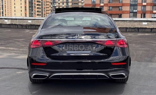 Mercedes E 300 de-10