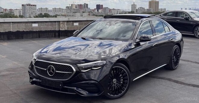 Mercedes E 300 de-1
