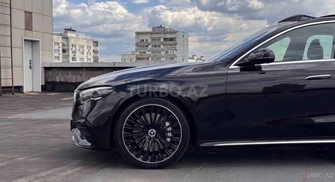 Mercedes E 300 de-8