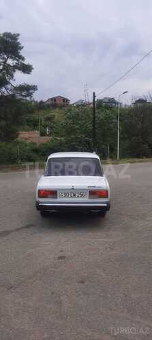 LADA (VAZ) 2107-2