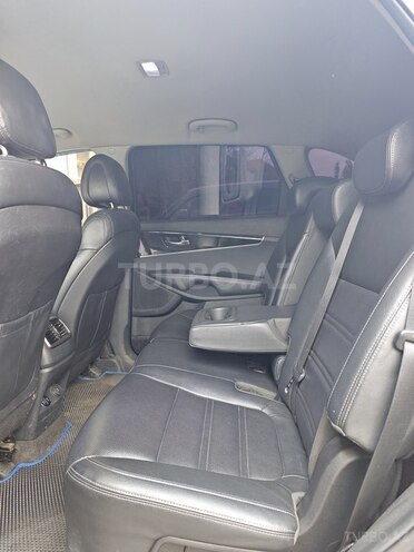 Kia Sorento-9