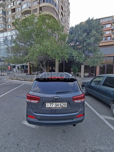 Kia Sorento-10