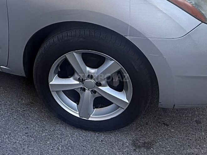 Toyota Prius-5