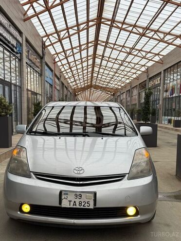 Toyota Prius-2