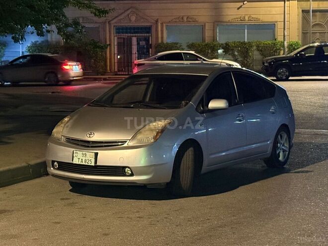 Toyota Prius-10