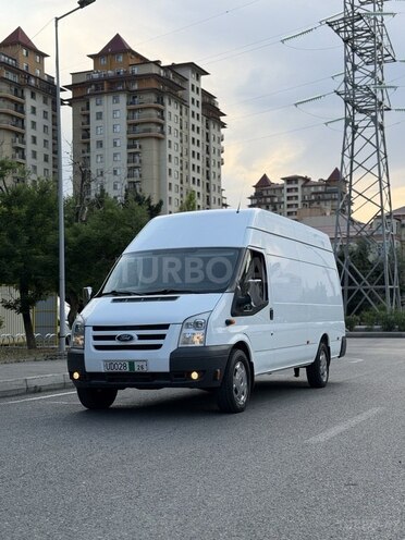 Ford Transit-1