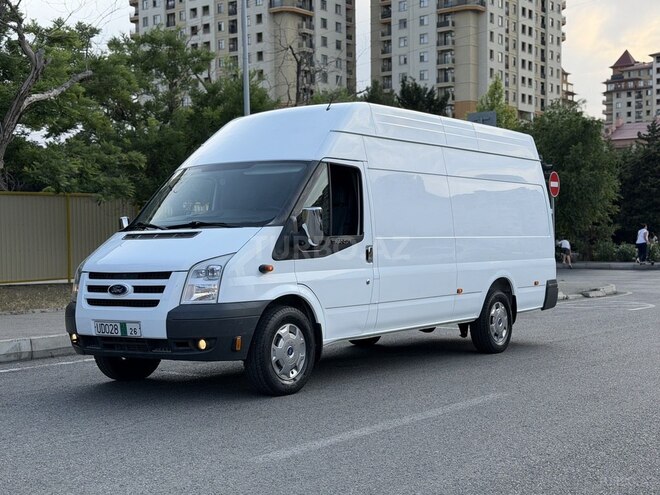 Ford Transit-3