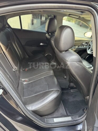 Chevrolet Cruze-8