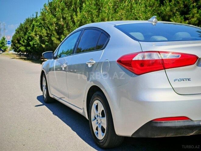Kia Forte-2