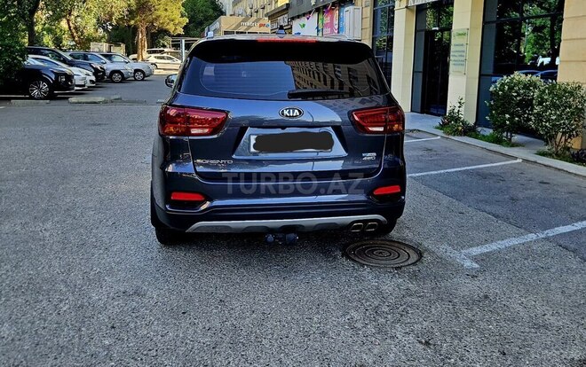 Kia Sorento-3