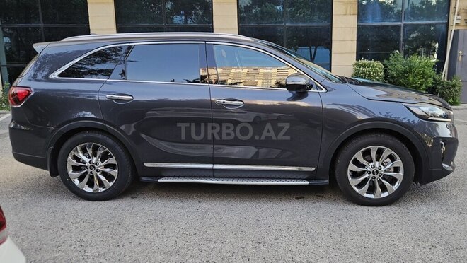 Kia Sorento-12