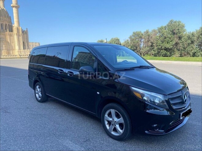 Mercedes Metris-2