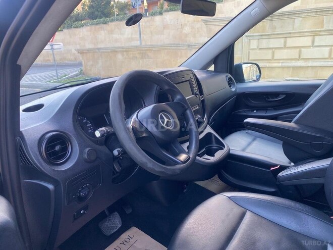 Mercedes Metris-6