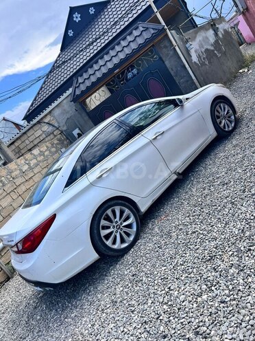 Hyundai Sonata-3