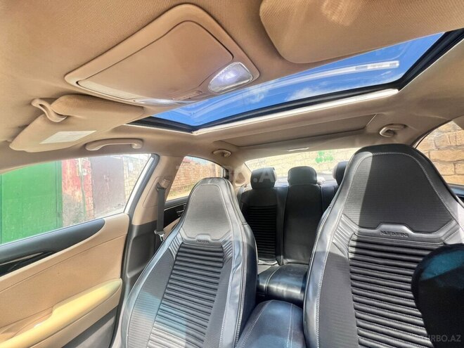 Hyundai Sonata-14