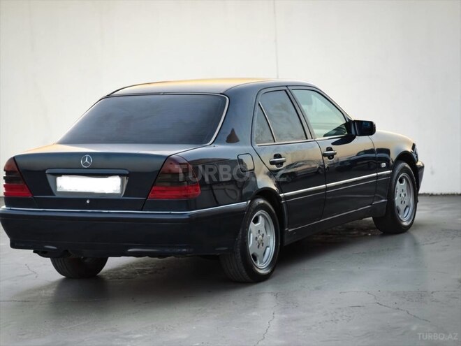Mercedes C 200-4