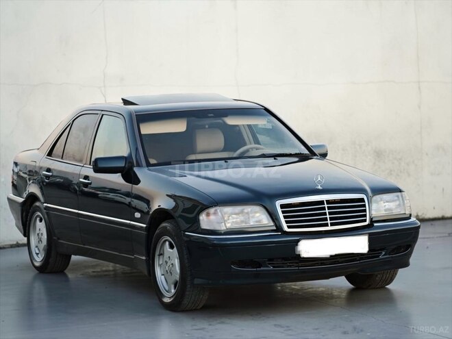 Mercedes C 200-1
