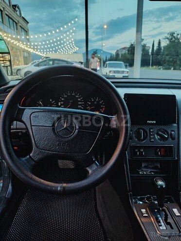 Mercedes C 180-4