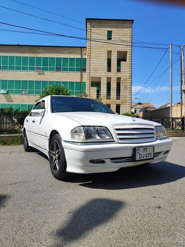 Mercedes C 240-3