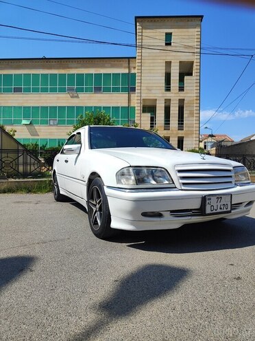 Mercedes C 240-6