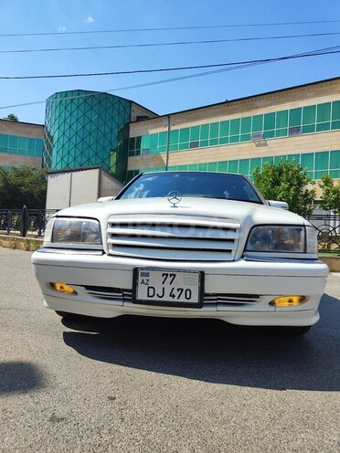 Mercedes C 240-1
