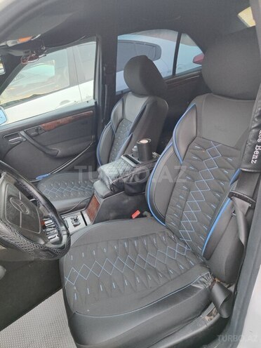 Mercedes C 240-12
