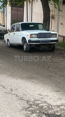 LADA (VAZ) 2107-1