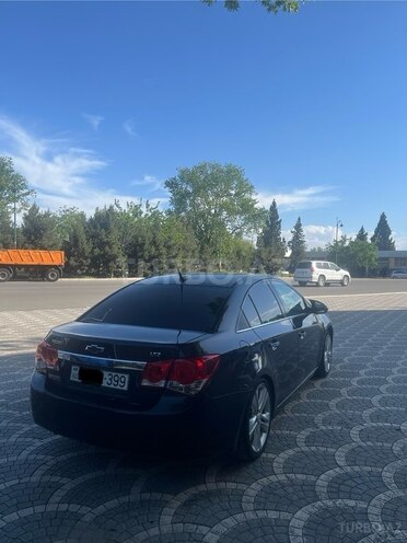 Chevrolet Cruze-5