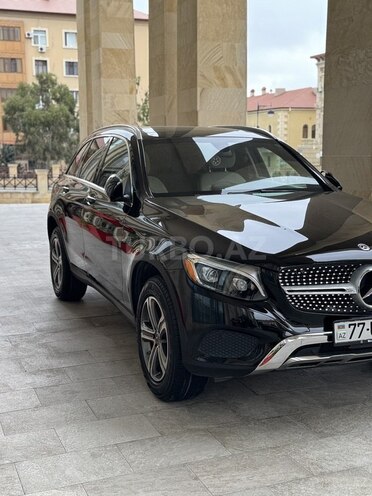 Mercedes GLC 300-6