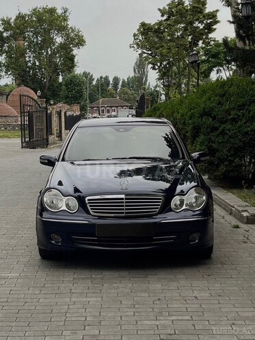 Mercedes C 220-1