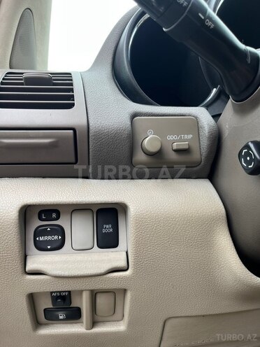 Lexus RX 330-16