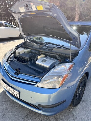 Toyota Prius-1
