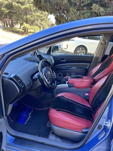 Toyota Prius-13