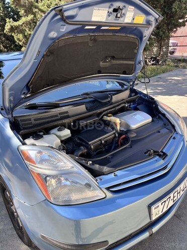 Toyota Prius-2