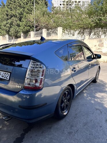 Toyota Prius-21