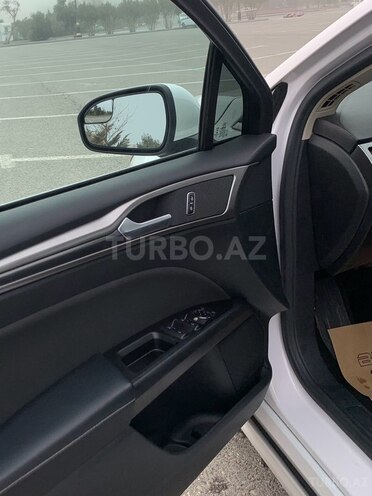 Ford Fusion (North America)-14