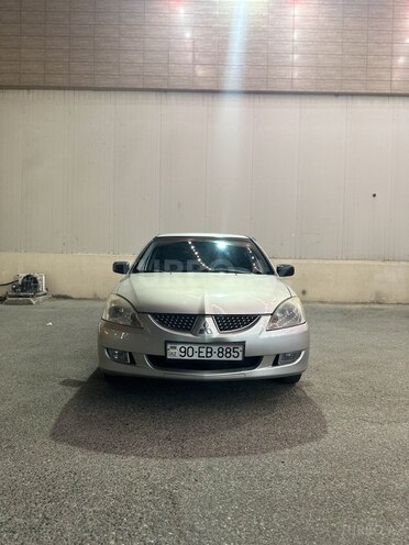 Mitsubishi Lancer-1