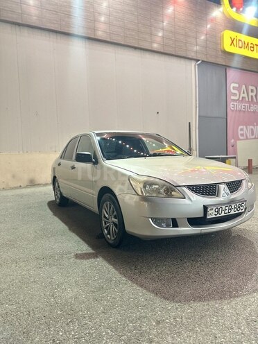 Mitsubishi Lancer-3
