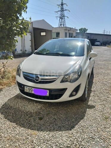 Opel Corsa-1