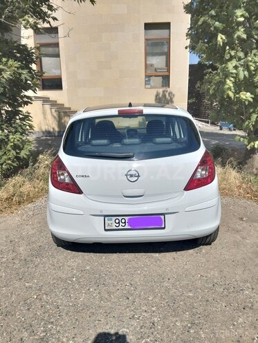 Opel Corsa-2