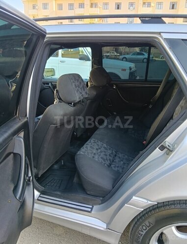 Mercedes C 220-8