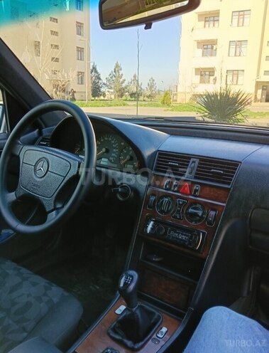 Mercedes C 220-7