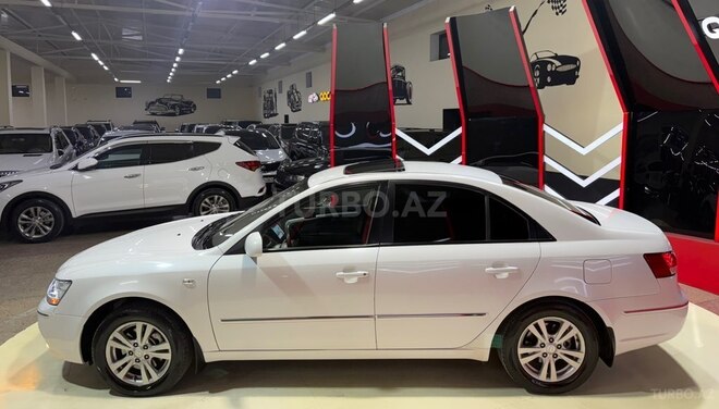 Hyundai Sonata-6