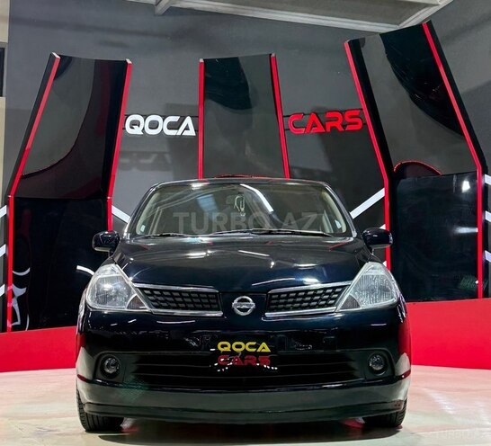 Nissan Tiida-4